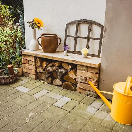 Apartment Charmanter Altbau Zwischen Altstadt Und Klinikum Mit Parkplatz *