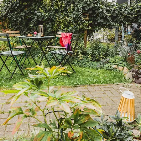 Charmanter Altbau Zwischen Altstadt Und Klinikum Mit Parkplatz