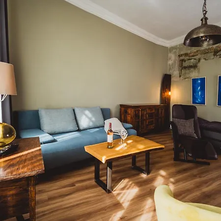 Charmanter Altbau Zwischen Altstadt Und Klinikum Mit Parkplatz Lejlighed