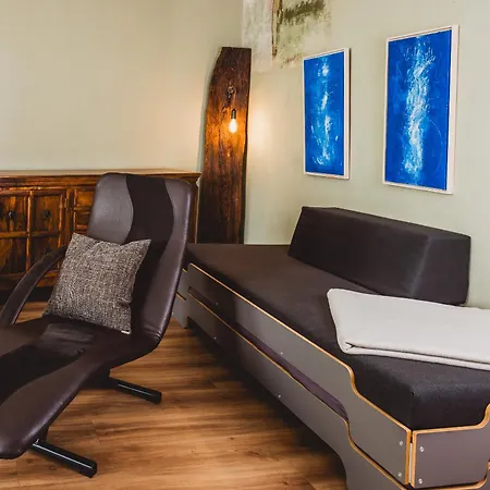 Charmanter Altbau Zwischen Altstadt Und Klinikum Mit Parkplatz Greifswald