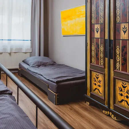 Charmanter Altbau Zwischen Altstadt Und Klinikum Mit Parkplatz