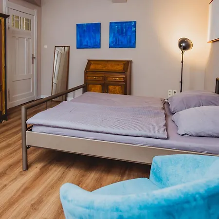 Charmanter Altbau Zwischen Altstadt Und Klinikum Mit Parkplatz Greifswald