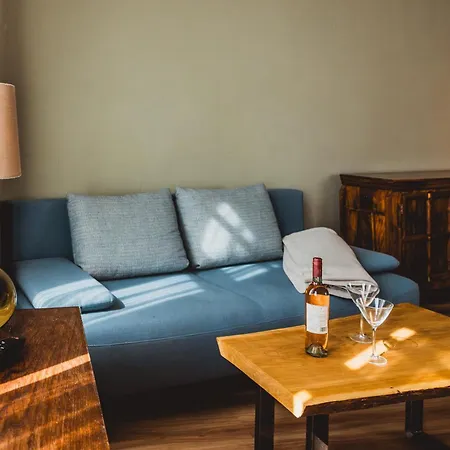 Charmanter Altbau Zwischen Altstadt Und Klinikum Mit Parkplatz Apartment